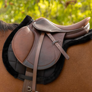 EQUITHÈME Matte - Pro - Shaped Saddle pad