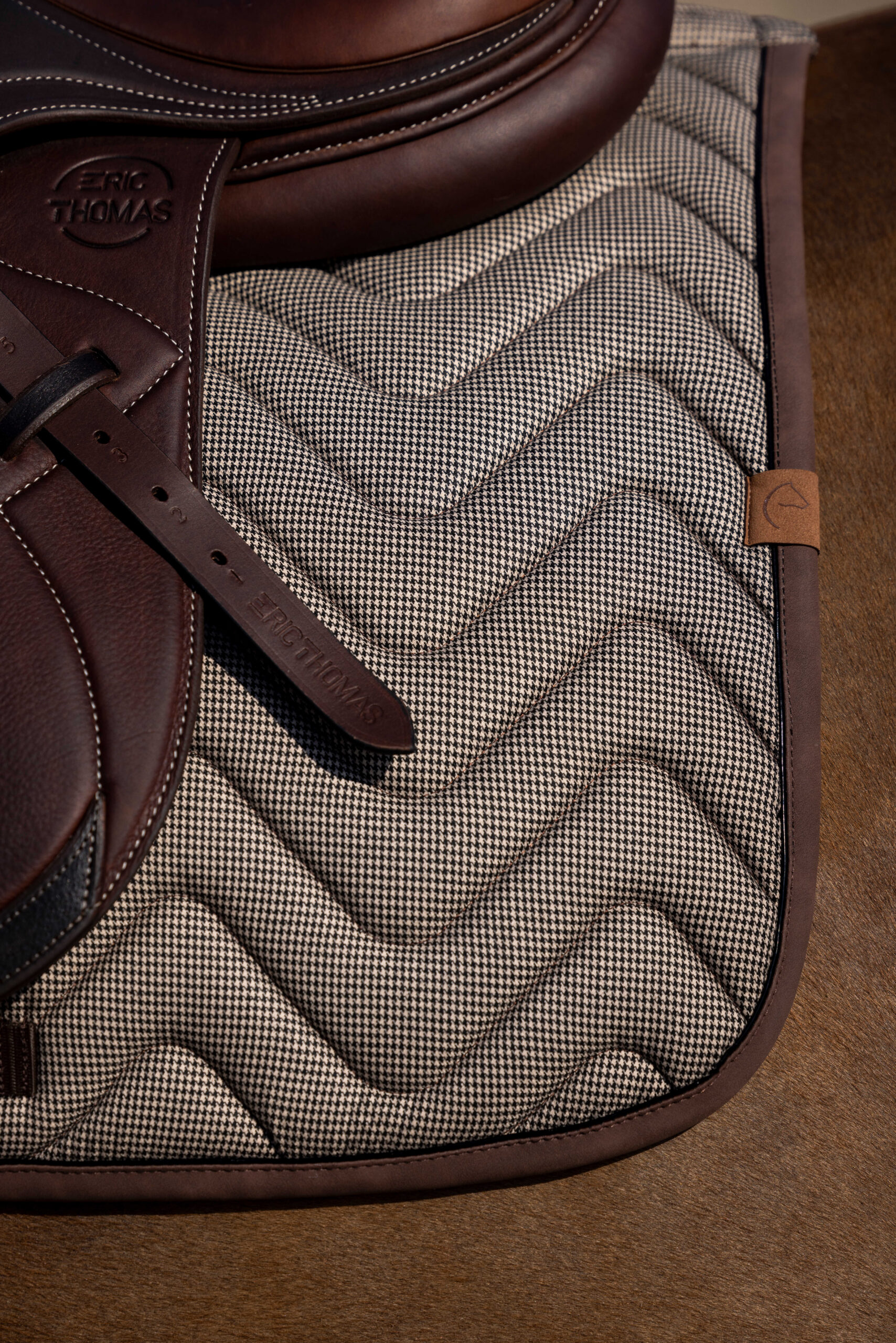 EQUITHÈME Saddle pad - Tweed surface - Image 6