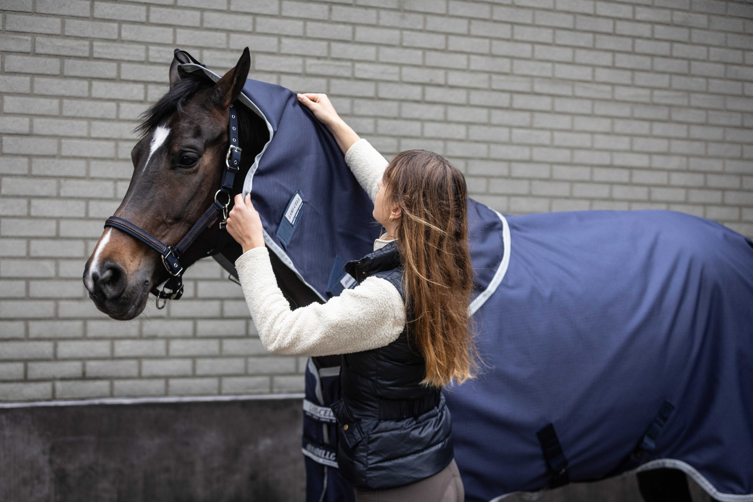 LAMI-CELL Neck Cover - Armadillo - Image 2