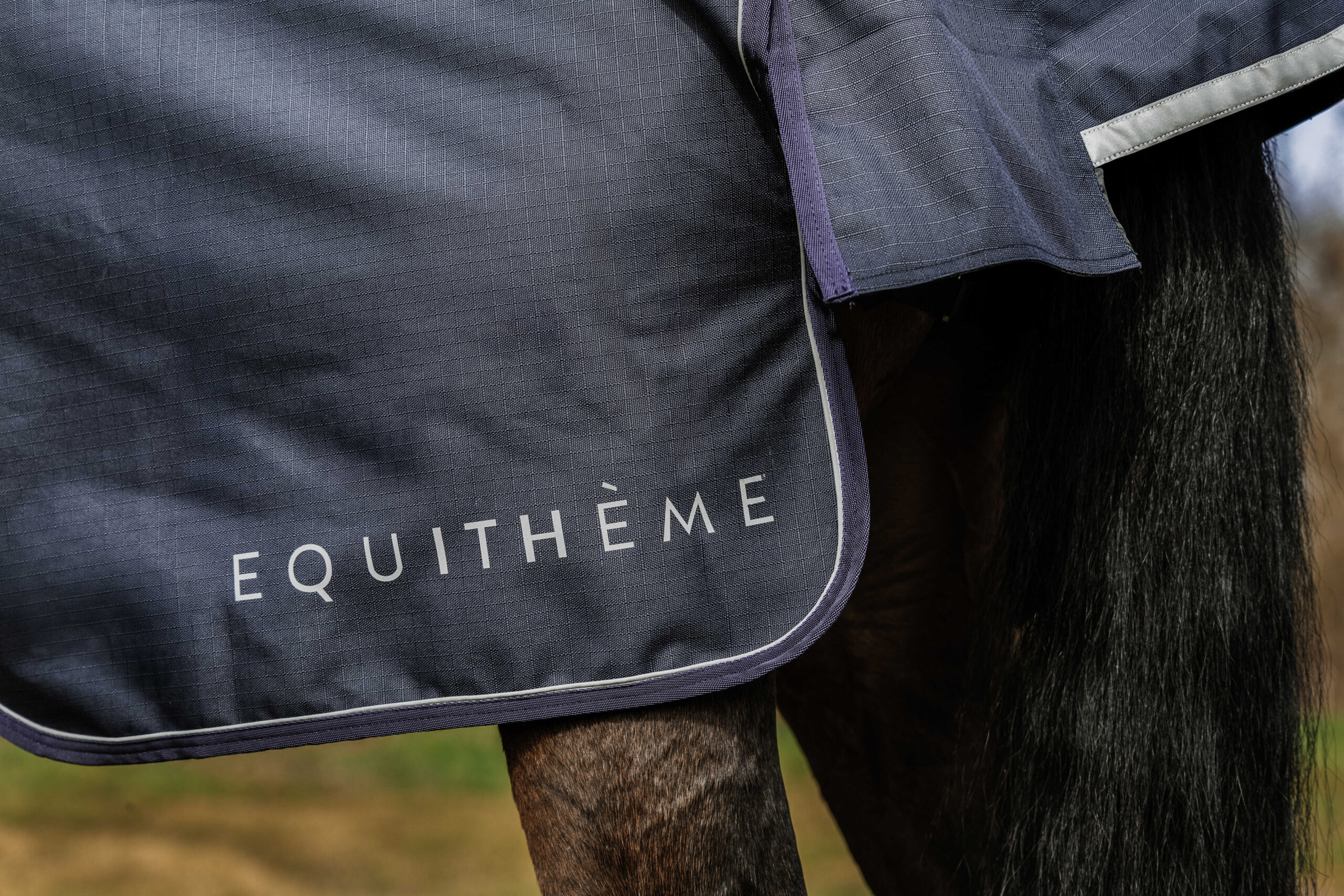 EQUITHÈME Turnout Rug – Anatomic Combo 1200D - Image 3