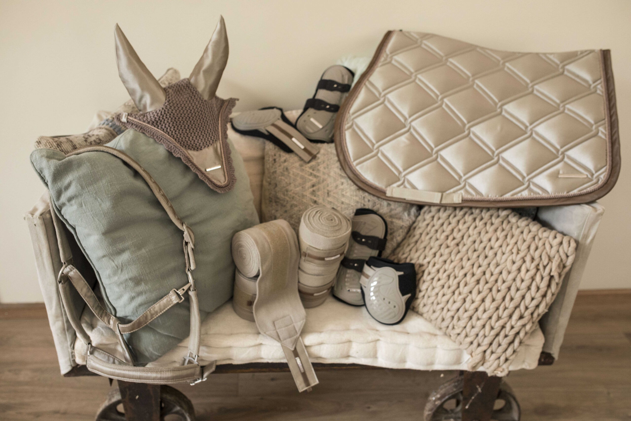 LAMI-CELL Halter - Aurora - Image 4