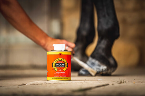 CARR & DAY & MARTIN - Daily Hoof Moisturiser Cornucrescine - Hoof Oil - Image 4