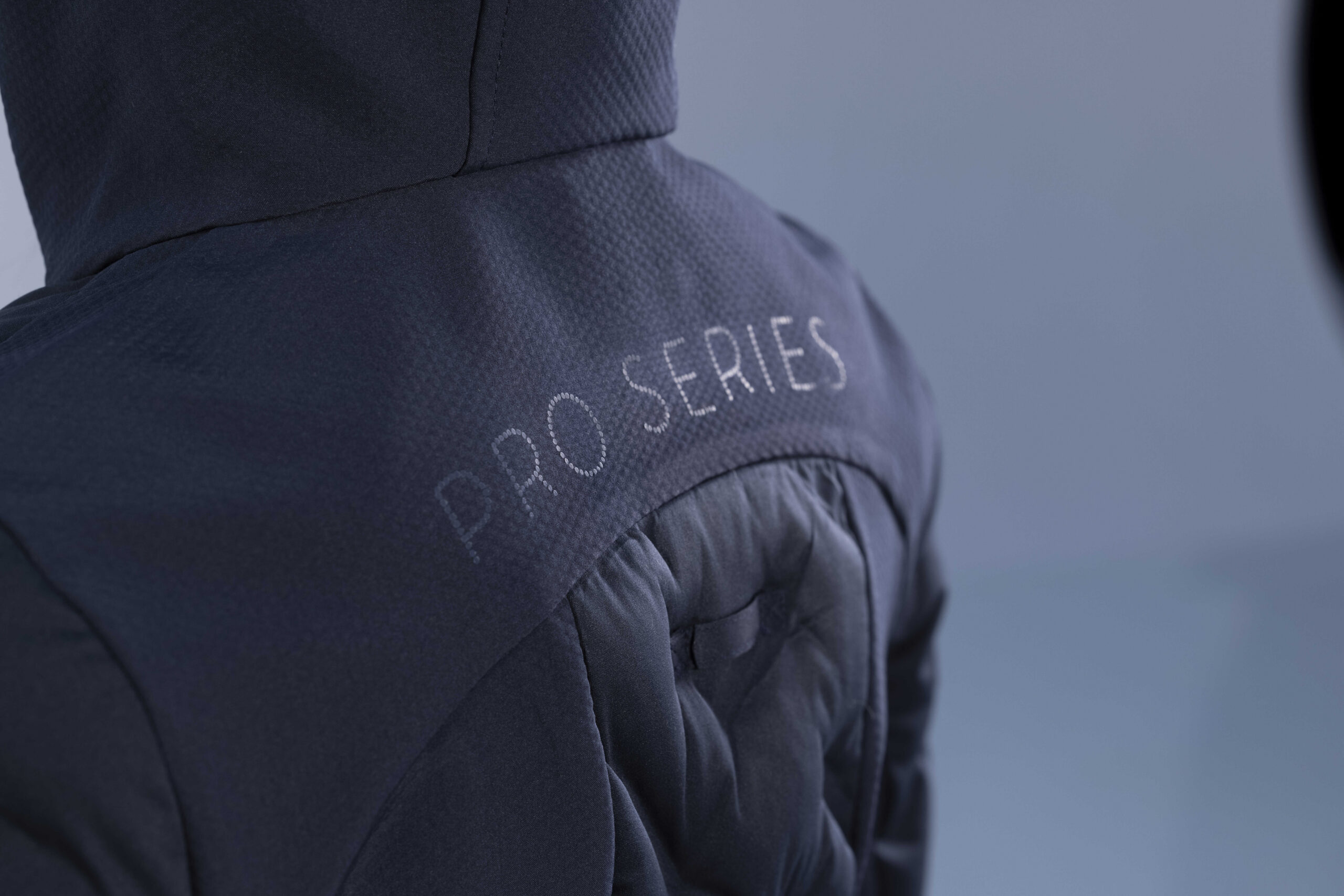 PRO SERIES Quilted Jacket - Amble - Image 11