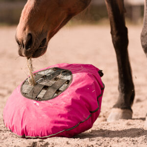 HEICA Slow feeder haybag FLUFFY FEEDER, small net hole size